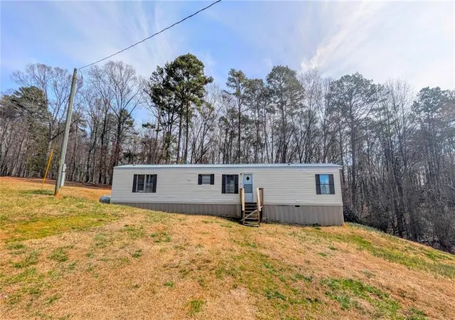 Homes for sale in Dahlonega, GA | 1562 Grindle Bridge Rd, Dahlonega, GA 30533 | MLS# 7798576