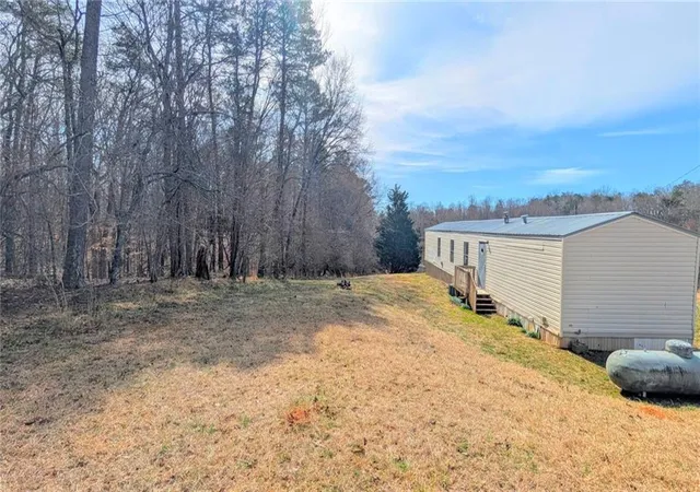 Homes for sale in Dahlonega, GA | 1562 Grindle Bridge Rd, Dahlonega, GA 30533 | MLS# 7798576