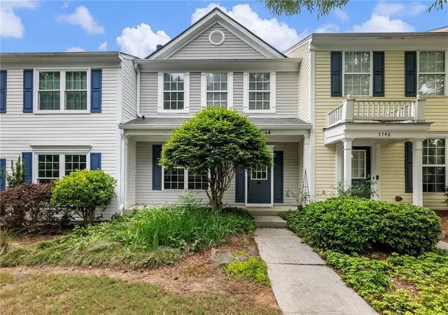 Homes for sale in Duluth, GA | 3744 Berkeley Xing, Duluth, GA 30096 | MLS# 7760261