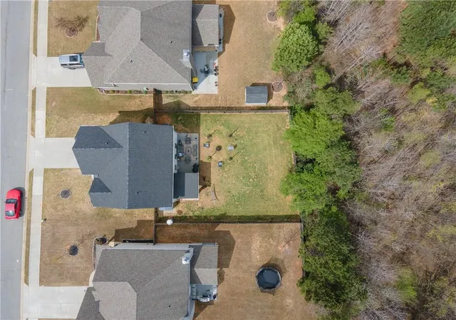 Photo 3 of Single family home for sale at 90 Ashton Pl, Newnan, GA 30265 | MLS# 7826700 | Listing updated on 2026-10-08