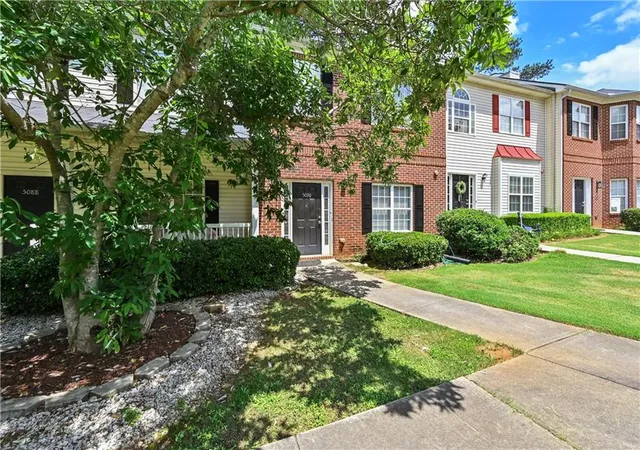 4th image of 5090 Leeshire Tr, Tucker, GA 30084 | MLS# 7791295