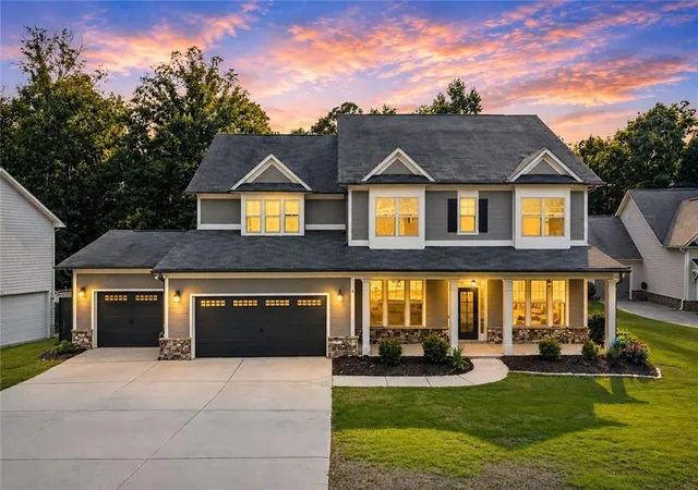 Photo 2 of Sale Pending at 5930 Mount Laurel Walk, Flowery Branch, GA 30542 | MLS# 7791091 | Listing updated on 2026-08-14