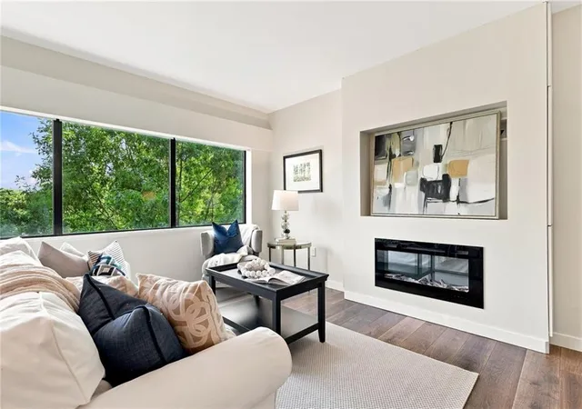 Photo 3 of Condo for sale at 1130 Piedmont Ave Ne #906, Atlanta, GA 30309 | MLS# 7828709 | Listing updated on 2026-09-12