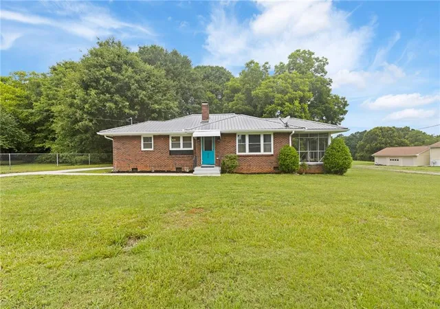 1st image of 378 Hwy 81, Loganville, GA 30054 | MLS# 7777372