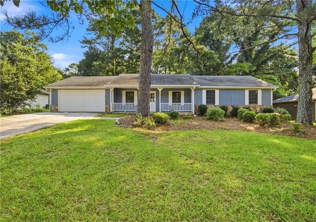 Photo 1 of Single family home for sale at 2384 Three Bars Dr, Snellville, GA 30078 | MLS# 7827792 | Listing updated on 2026-09-11
