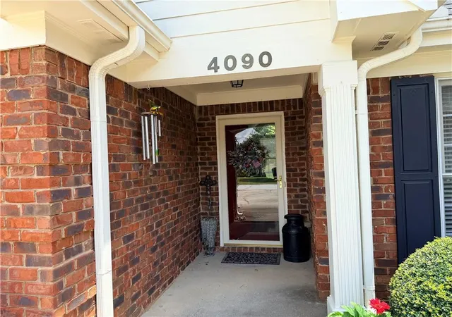 3rd image of 4090 Forest View Dr Se, Conyers, GA 30094 | MLS# 7813308
