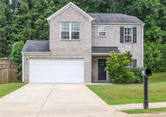 Photo 2 of Sale Pending at 5626 Laurel Ridge Dr, Atlanta, GA 30344 | MLS# 7819253 | Listing updated on 2026-08-31