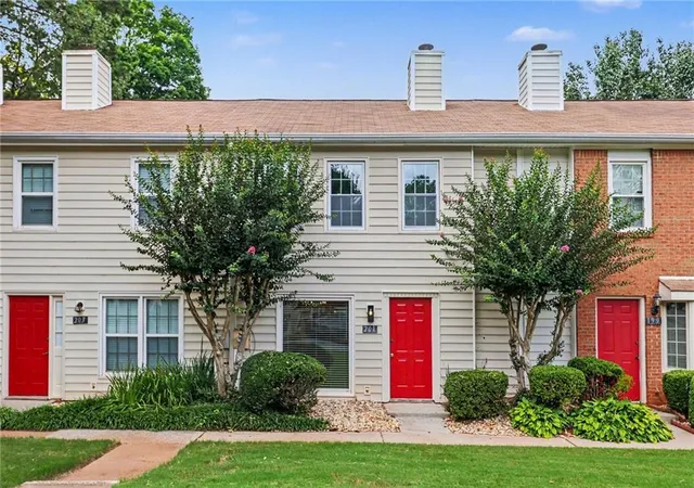 Photo 1 of Townhouse for sale at 201 Holcomb Fry Rd, Roswell, GA 30076 | MLS# 7811659 | Listing updated on 2026-09-17