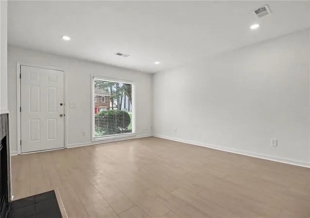 Photo 3 of Townhouse for sale at 201 Holcomb Fry Rd, Roswell, GA 30076 | MLS# 7811659 | Listing updated on 2026-09-17