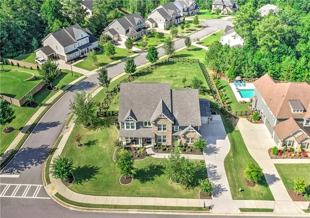 3rd image of 2127 Harmony Dr, Canton, GA 30115 | MLS# 7824066