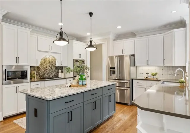 Photo 3 of Single family home for sale at 555 Treyburn View, Alpharetta, GA 30004 | MLS# 7819974 | Listing updated on 2026-09-15