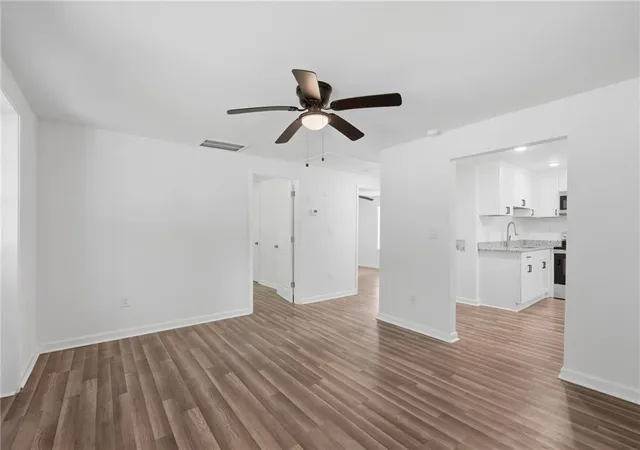 Photo 4 of Single family home for sale at 2952 Cavender Crk Rd, Dahlonega, GA 30533 | MLS# 7821383 | Listing updated on 2026-09-04