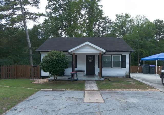 1st image of 1520 Calvin Davis Cir, Lawrenceville, GA 30043 | MLS# 7798811