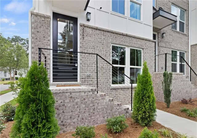Photo 2 of Townhouse for sale at 1926 Rogers Ct, Atlanta, GA 30318 | MLS# 7829822 | Listing updated on 2026-10-02