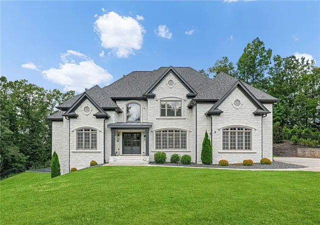 Photo 1 of Single family home for sale at 376 Lum Crowe Rd, Roswell, GA 30075 | MLS# 7823626 | Listing updated on 2026-09-01