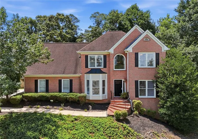 Photo 1 of Single family home for sale at 5640 Charleston Bay Dr, Cumming, GA 30041 | MLS# 7807610 | Listing updated on 2026-10-19