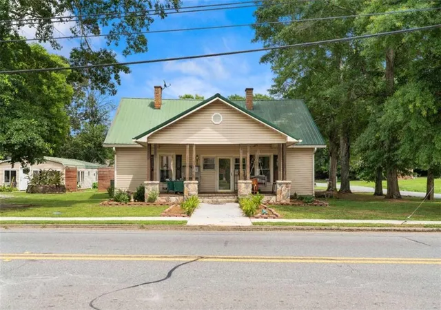 Photo 3 of Sale Pending at 17 Lyerly Dam Rd, Lyerly, GA 30730 | MLS# 7806297 | Listing updated on 2026-10-12