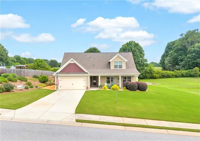 Homes for sale in Winder, GA | 70 Glenn Trl, Winder, GA 30680 | MLS# 7785738