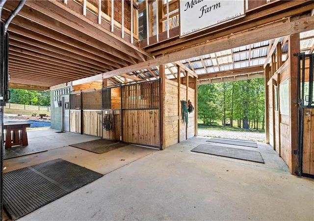 2nd image of 183 Merrell Rd, Carrollton, GA 30116 | MLS# 7753970