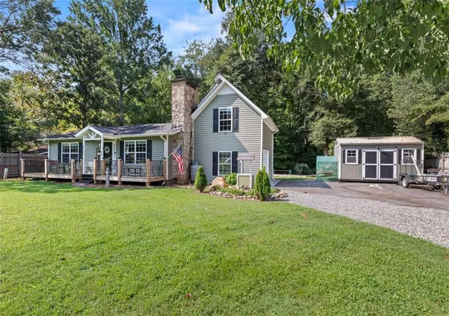 Photo 2 of Single family home for sale at 4036 Nowland Rd, Hiawassee, GA 30546 | MLS# 7823295 | Listing updated on 2026-08-31