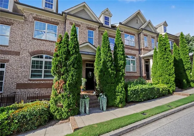 Photo 2 of Sale Pending at 7460 Glisten Ave, Sandy Springs, GA 30328 | MLS# 7801165 | Listing updated on 2026-07-24