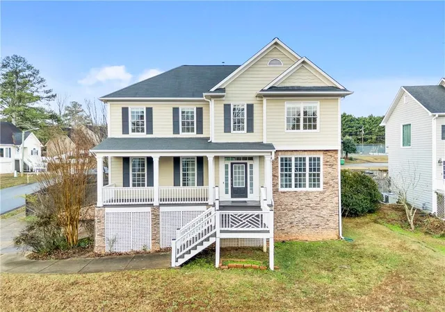 Photo 2 of Single family home for sale at 3349 Alexis Ct, Marietta, GA 30066 | MLS# 7809955 | Listing updated on 2026-08-28