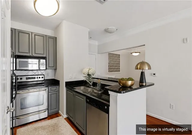 Photo 3 of Condo for sale at 10 Perimeter Summit Blvd NE #3311, Brookhaven, GA 30319 | MLS# 7786872 | Listing updated on 2026-09-14