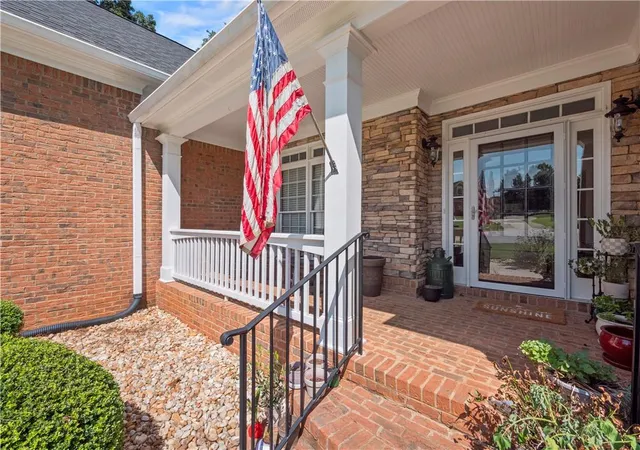 5th image of 100 Cole Pt, Hoschton, GA 30548 | MLS# 7824143