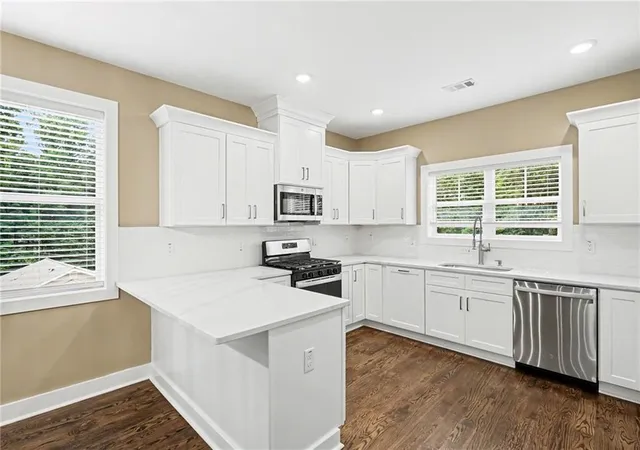 Photo 4 of Single family home for sale at 229 Little Brk Ln, Woodstock, GA 30188 | MLS# 7804421 | Listing updated on 2026-09-18
