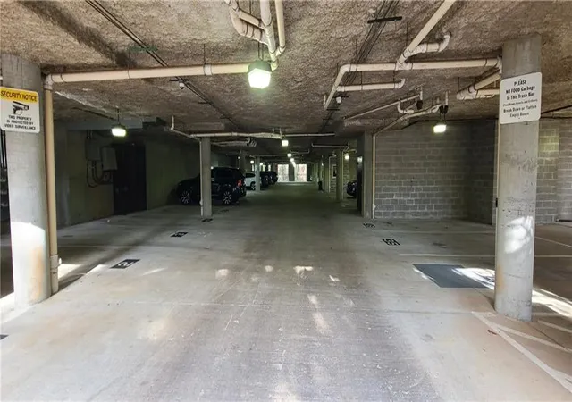 2nd image of 3047 Lenox Rd, Atlanta, GA 30324