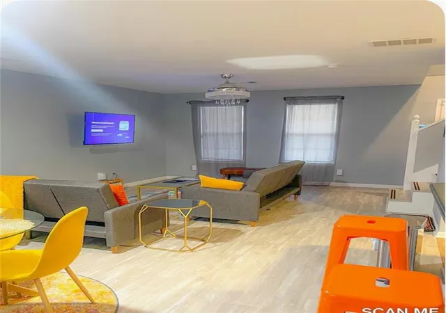 2nd image of 1081 Estes Dr Sw #403, Atlanta, GA 30310 | MLS# 7780817