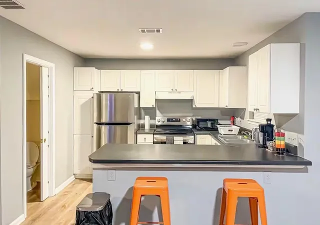 5th image of 1081 Estes Dr Sw #403, Atlanta, GA 30310 | MLS# 7780817