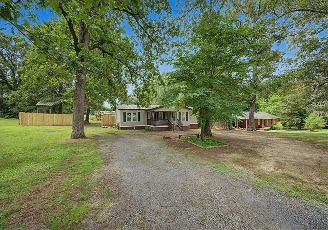 Photo 3 of Sale Pending at 130 Rolling Acres 1st St, Calhoun, GA 30701 | MLS# 7793151 | Listing updated on 2026-08-31