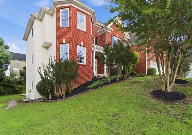 Photo 3 of Sale Pending at 1028 River Forest Point, Lawrenceville, GA 30045 | MLS# 7821115 | Listing updated on 2026-09-12