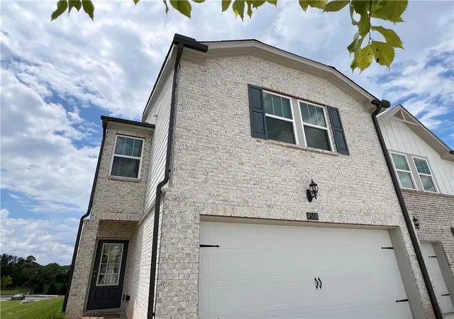 Photo 2 of Townhouse for sale at 4508 Red Lion Pl, Lawrenceville, GA 30044 | MLS# 7806420 | Listing updated on 2026-09-18