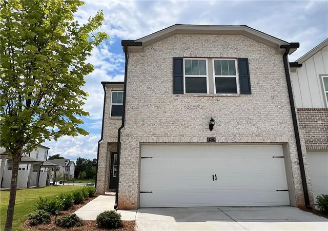 Photo 3 of Townhouse for sale at 4508 Red Lion Pl, Lawrenceville, GA 30044 | MLS# 7806420 | Listing updated on 2026-09-18