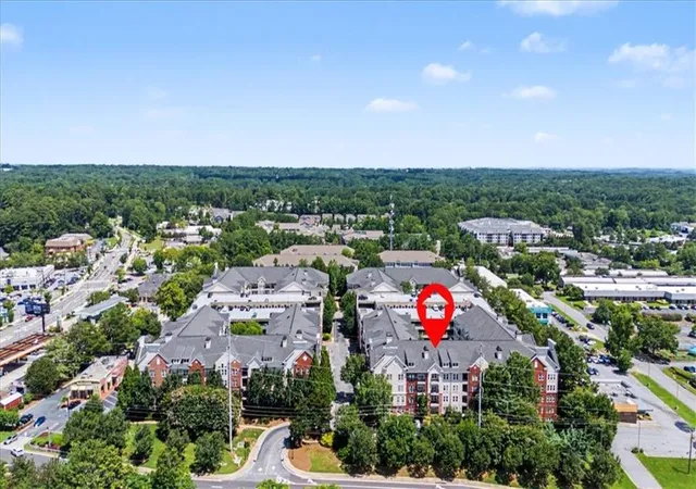 Listing Photo 2 - Condo for sale in building located at 1850 Cotillion Dr, Atlanta, GA 30338 - Unit #1414