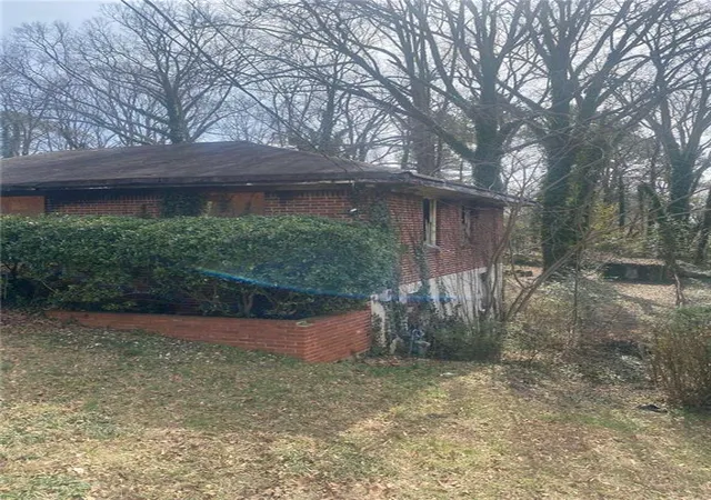 Photo 2 of Single family home for sale at 1650 Flintwood Dr, Atlanta, GA 30316 | MLS# 7822637 | Listing updated on 2026-08-18