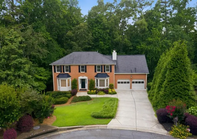 Photo 2 of Single family home for sale at 5230 Shasta Way, Marietta, GA 30062 | MLS# 7793744 | Listing updated on 2026-08-23