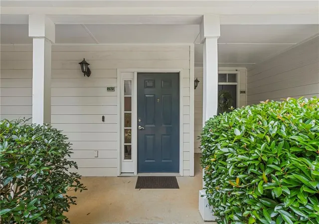 Homes for sale in Smyrna, GA | 210 Spring Heights Ln Se #2, Smyrna, GA 30080 | MLS# 7797966