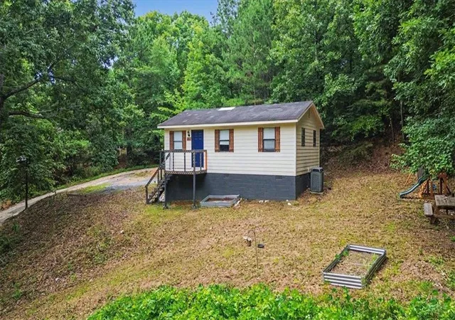 Photo 3 of Single family home for sale at 211 John White Rd Nw, Resaca, GA 30735 | MLS# 7794569 | Listing updated on 2026-10-05