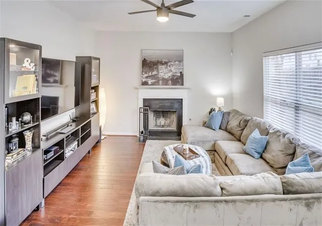 image of 5110 Miller Woods Dr, Decatur, GA 30035 | MLS# 7815564