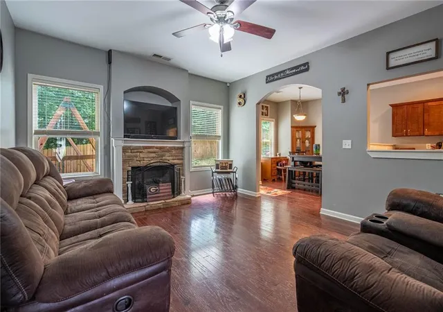 3rd image of 115 Bethany Manor Dr, Ball Ground, GA 30107 | MLS# 7810011