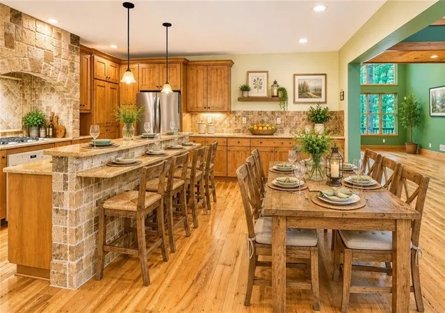 2nd image of 876 Whitetail Trl, Clayton, GA 30525 | MLS# 7727092