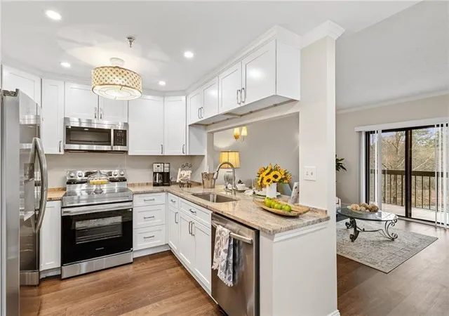 3rd image of 1800 Clairmont Lake #426, Decatur, GA 30033 | MLS# 7795791