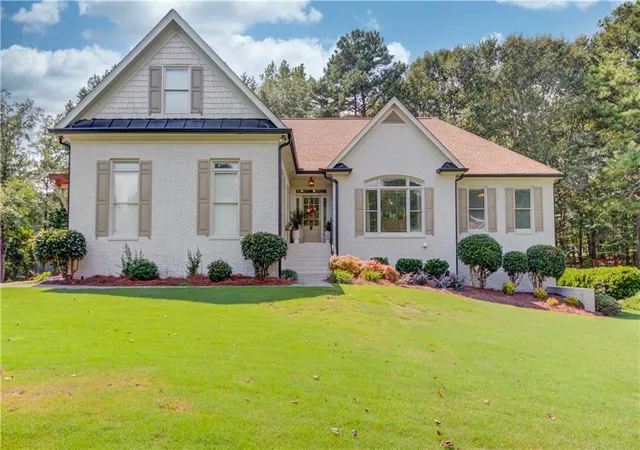 3rd image of 941 Providence Ln, Monroe, GA 30656 | MLS# 7770298