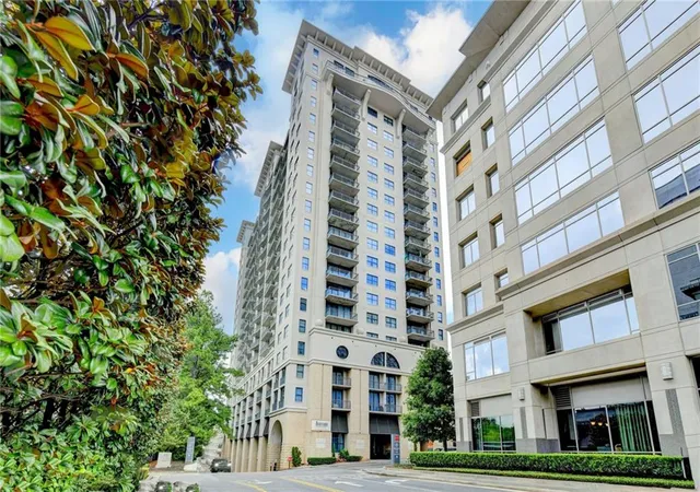 1st image of 3040 Peachtree Rd Nw #1913, Atlanta, GA 30305 | MLS# 7774698