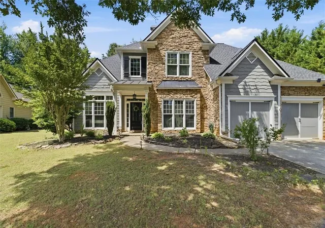 1st image of 915 Mill Garden Pl, Cumming, GA 30040 | MLS# 7772112