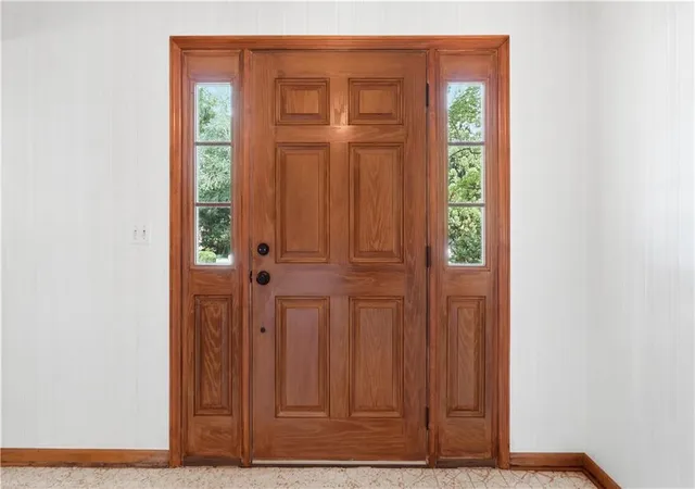Photo 3 of Sale Pending at 3248 Hunterdon Way Se, Marietta, GA 30067 | MLS# 7821319 | Listing updated on 2026-09-08