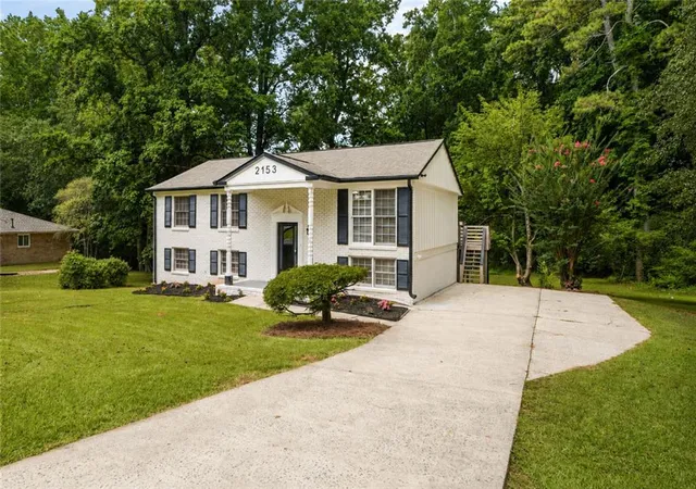 Photo 1 of Single family home for sale at 2153 Greenhill Dr Sw, Marietta, GA 30008 | MLS# 7804828 | Listing updated on 2026-09-19